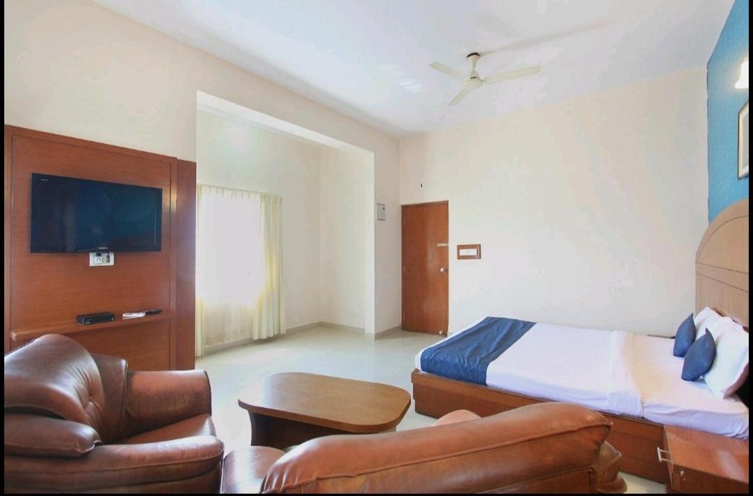 Hotel Stay By The Way Mysore Ngoại thất bức ảnh