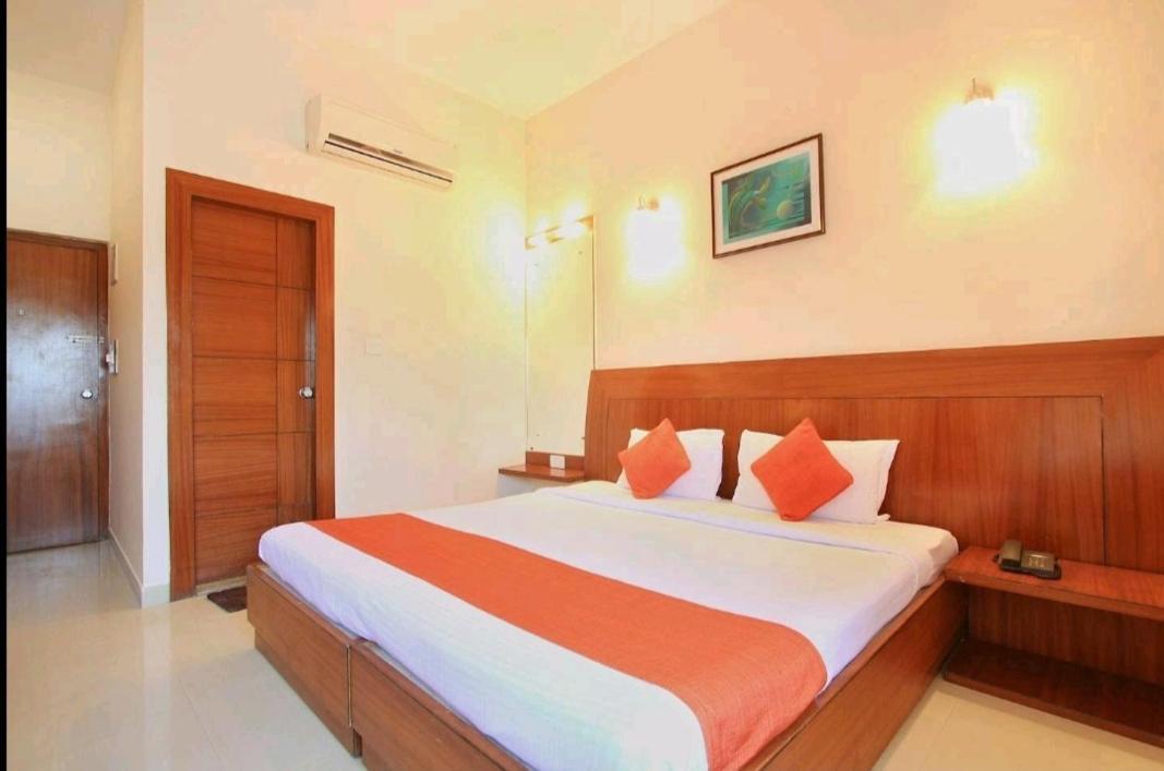 Hotel Stay By The Way Mysore Ngoại thất bức ảnh