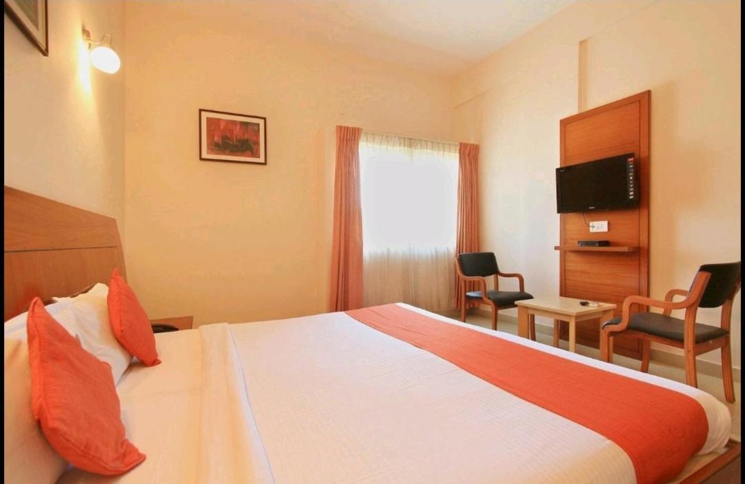 Hotel Stay By The Way Mysore Ngoại thất bức ảnh